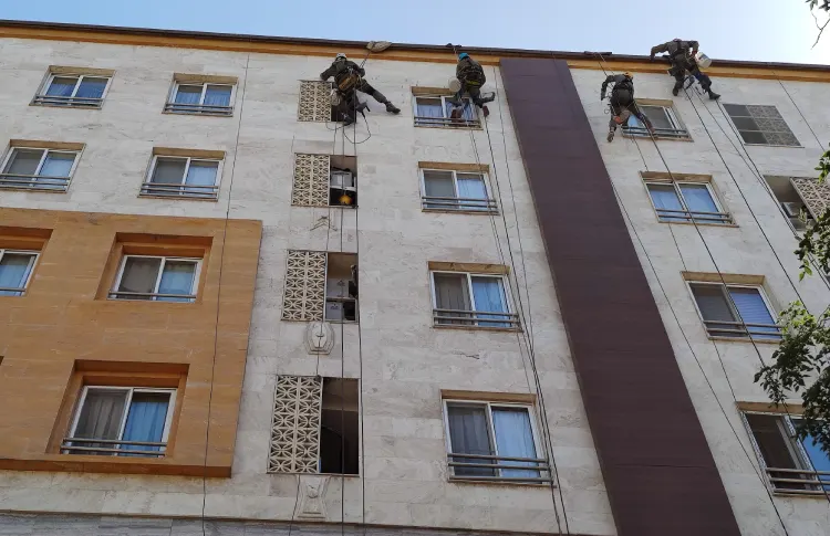 راپل کاری و رول پلاک نما 