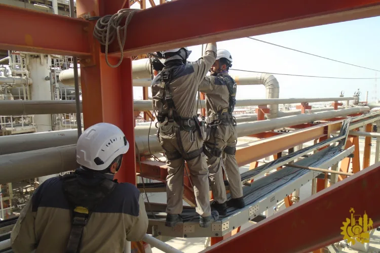 کار کردن با دسترسی با طناب