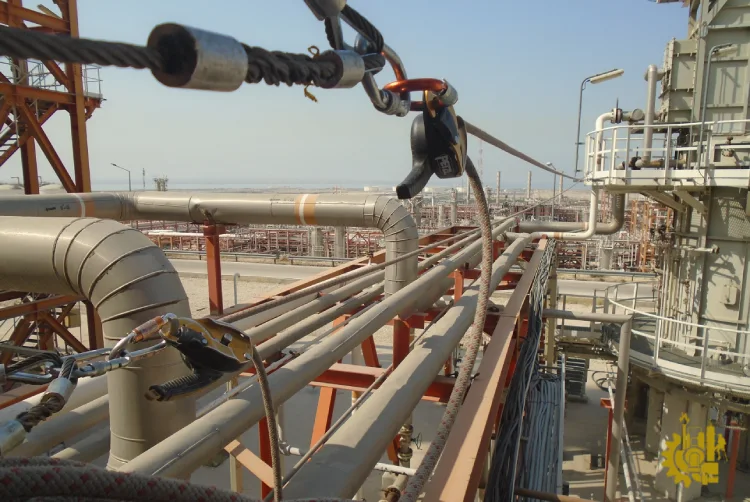 کاربرد دسترسی با طناب در صنایع گازی