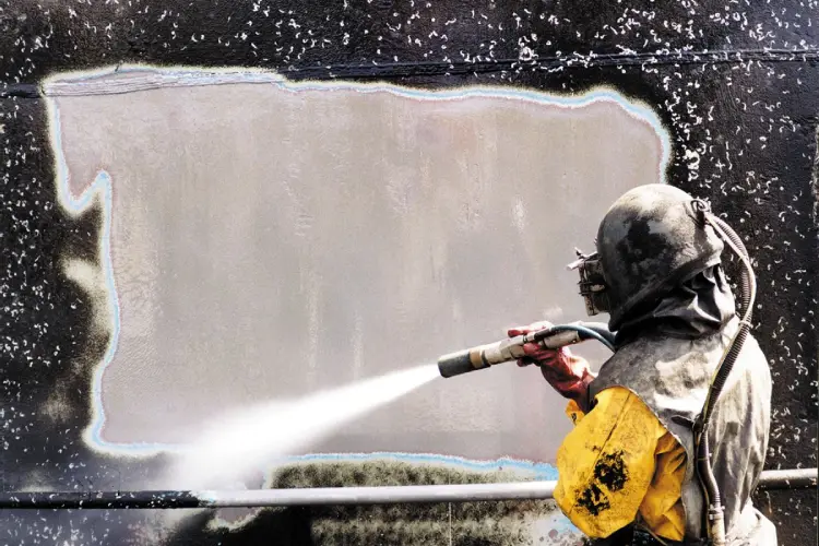 خدمات سندبلاست