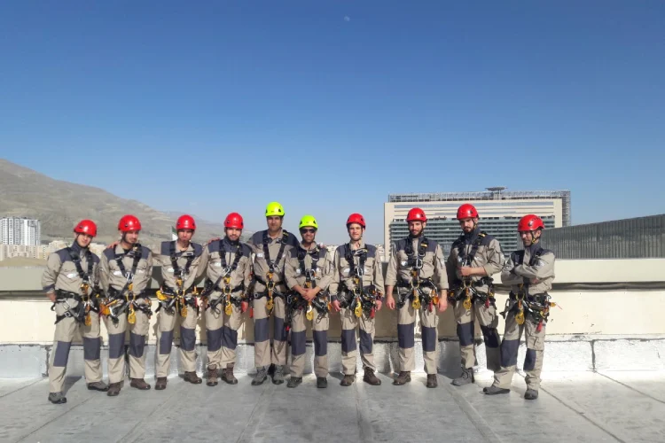 گروه کار با طناب ما